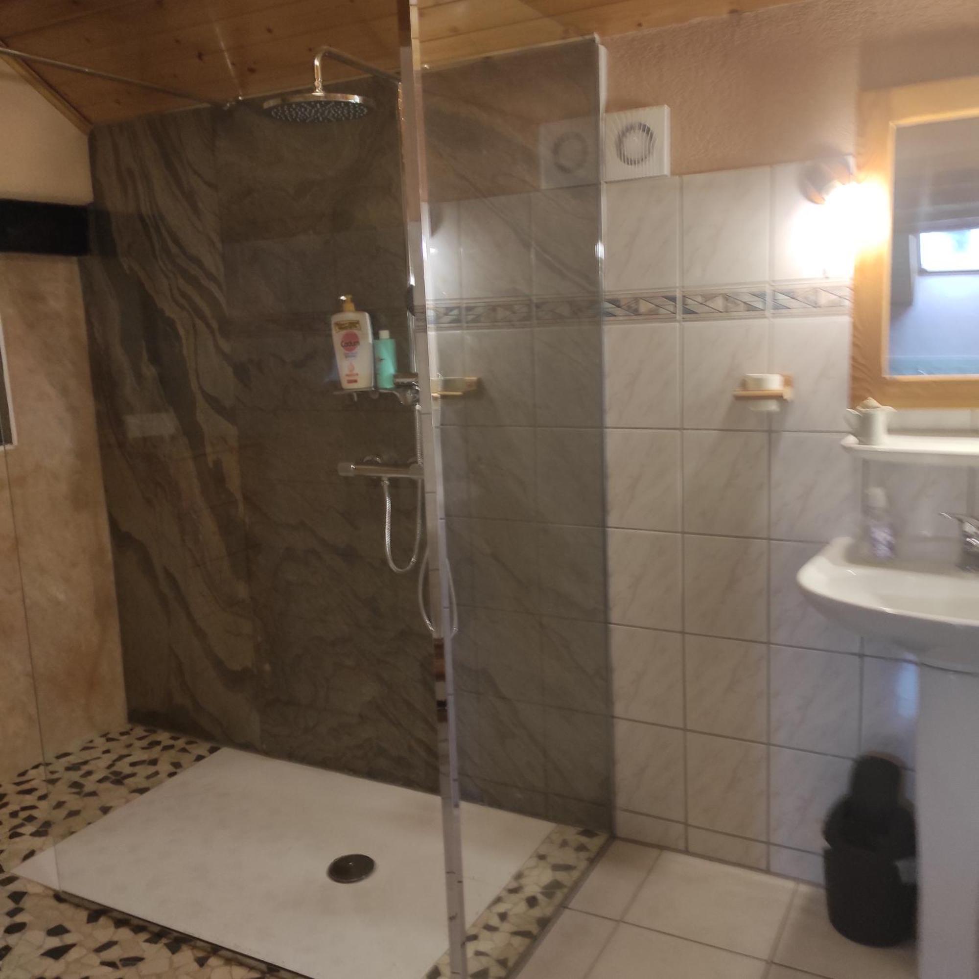Gite De Peupliers Valdieu Habitación foto